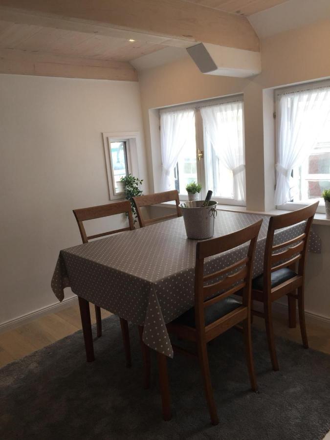 Ferienwohnung Teestuuv Husum  Exterior foto