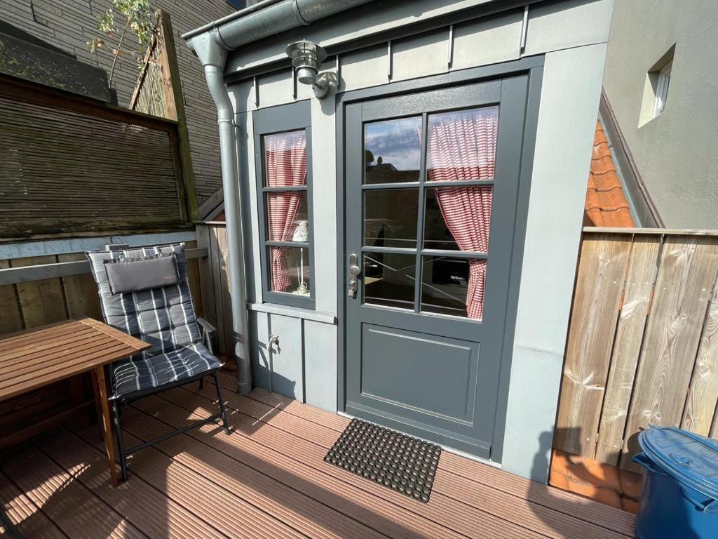 Ferienwohnung Teestuuv Husum  Exterior foto