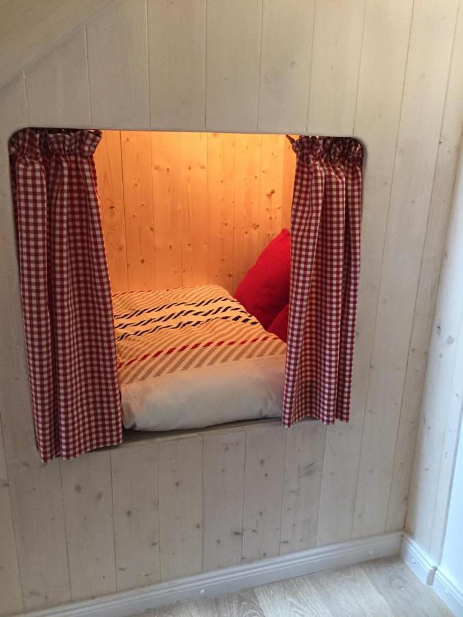 Ferienwohnung Teestuuv Husum  Exterior foto